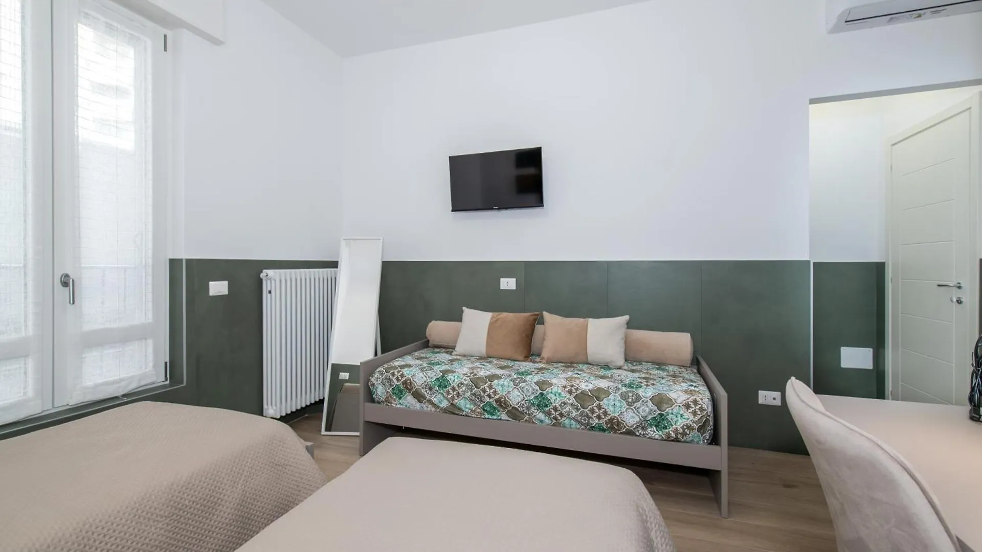 Bed and Breakfast La Rosa Dei Venti à San Donato Milanese Couette-café